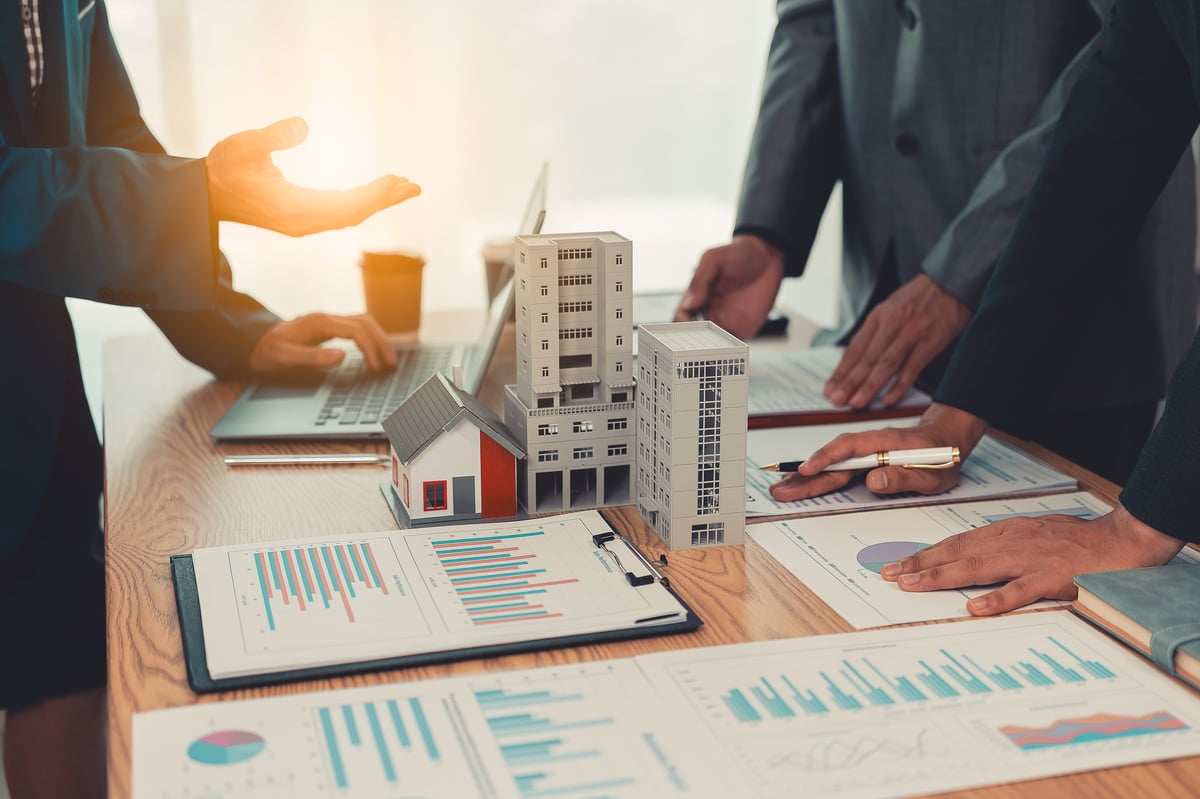 Real estate legal consultation for selling property in Turkey from abroad with power of attorney and title deed transfer services