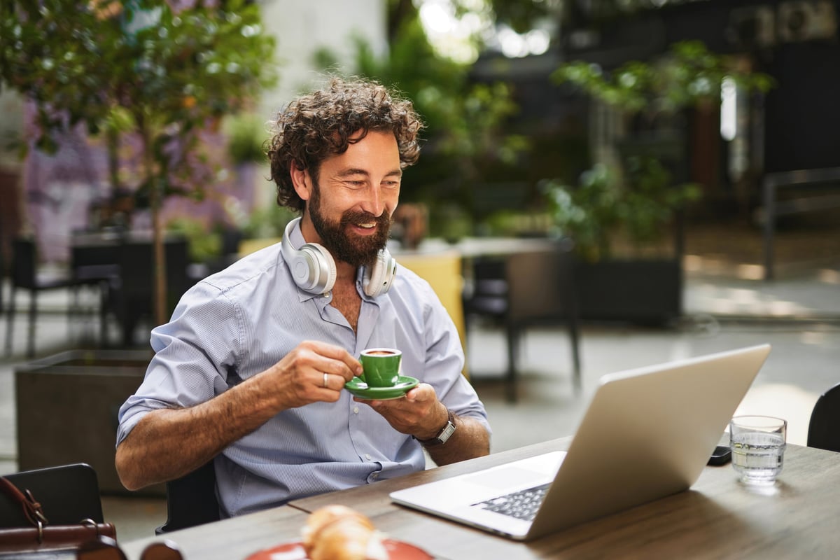 Professional remote worker consulting legal advisor for Portugal D8 Digital Nomad Visa and remote work residency in Portugal